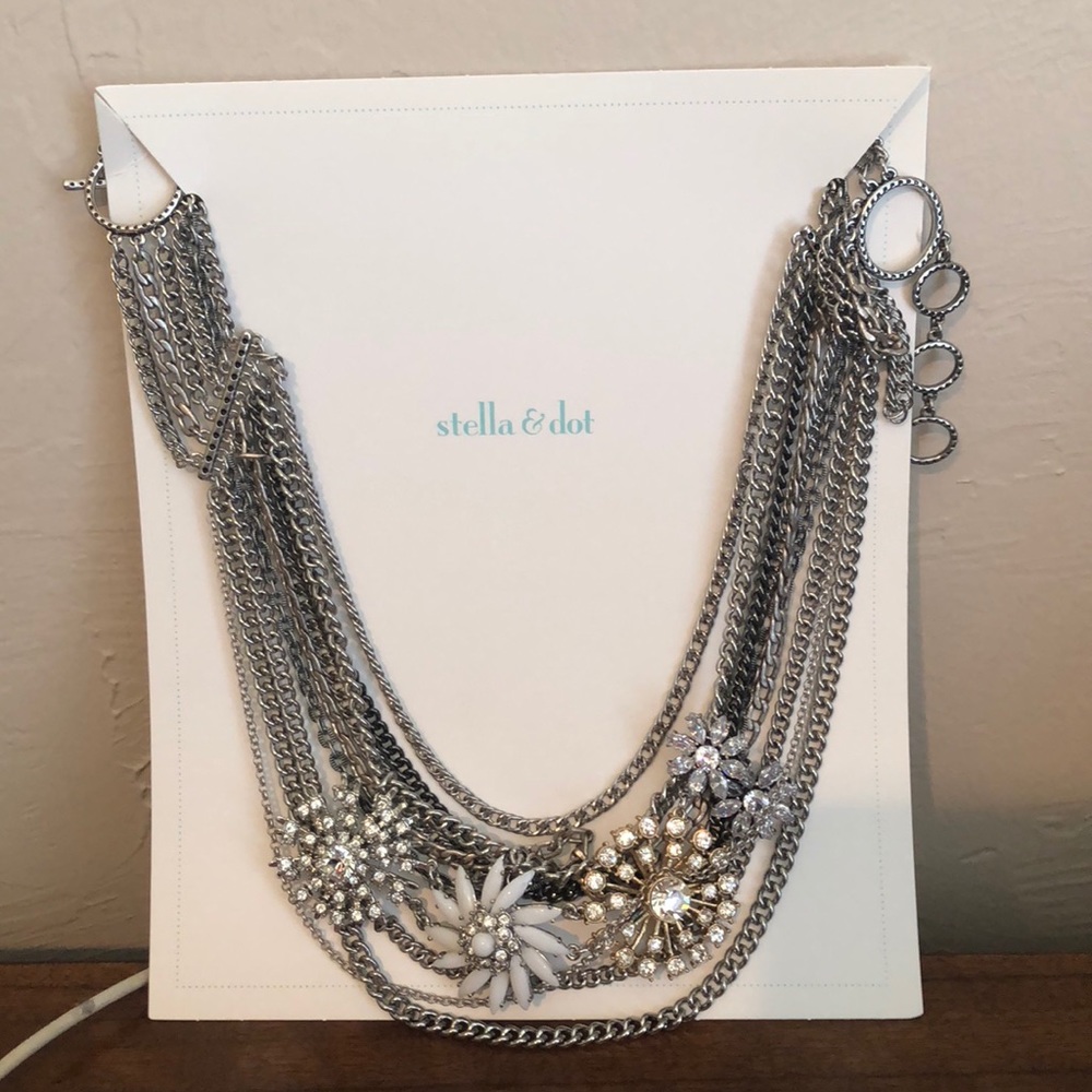 Stella & Dot metropolitan Mixed chain necklace
